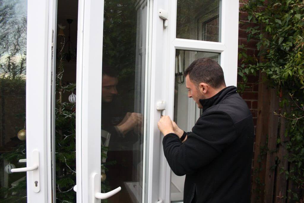 window-repairs-london